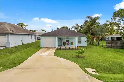 2919 SE Cypress Street Stuart FL 34997