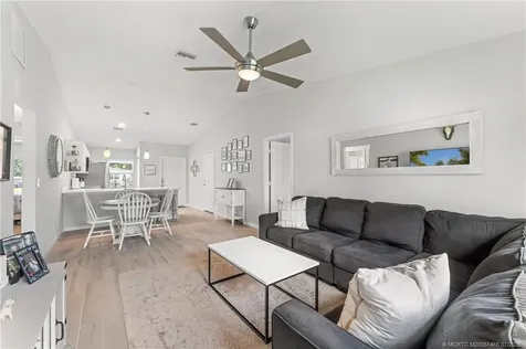 2919 SE Cypress Street Stuart FL 34997