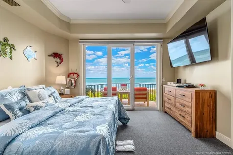4643 NE Ocean Boulevard Jensen Beach FL 34957