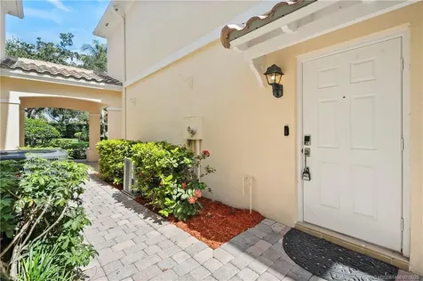 168 Santa Barbara Way Palm Beach Gardens FL 33410