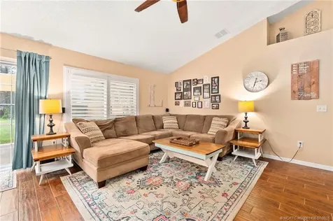 3198 SW Bridge Street Port St Lucie FL 34953