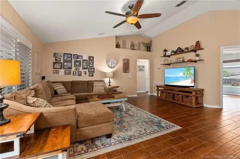 3198 SW Bridge Street Port St Lucie FL 34953