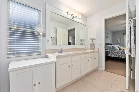 3198 SW Bridge Street Port St Lucie FL 34953