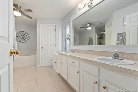 3198 SW Bridge Street Port St Lucie FL 34953