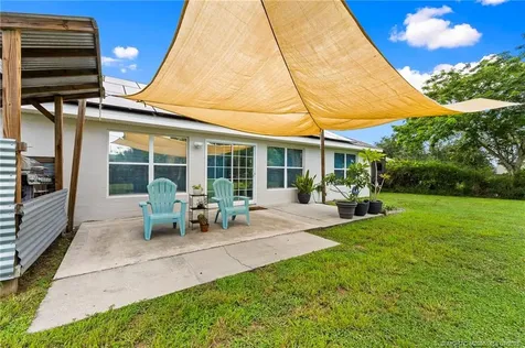 3198 SW Bridge Street Port St Lucie FL 34953