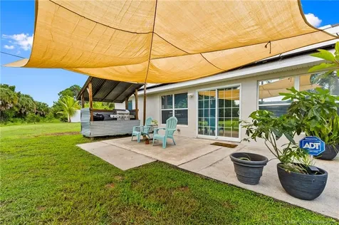 3198 SW Bridge Street Port St Lucie FL 34953