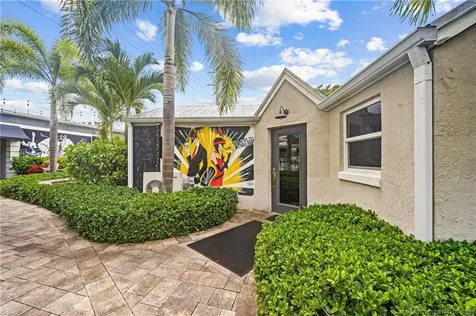 514 NW Dixie Highway Stuart FL 34994