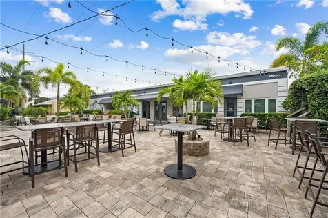 514 NW Dixie Highway Stuart FL 34994