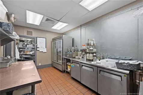 514 NW Dixie Highway Stuart FL 34994