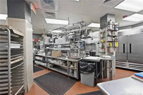 514 NW Dixie Highway Stuart FL 34994