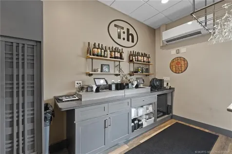 514 NW Dixie Highway Stuart FL 34994