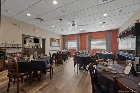 514 NW Dixie Highway Stuart FL 34994