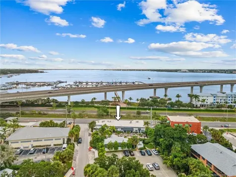 514 NW Dixie Highway Stuart FL 34994
