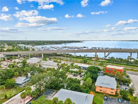 514 NW Dixie Highway Stuart FL 34994