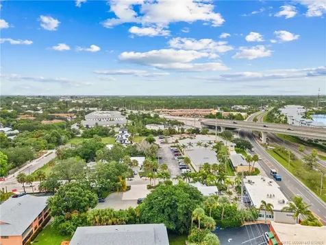 514 NW Dixie Highway Stuart FL 34994