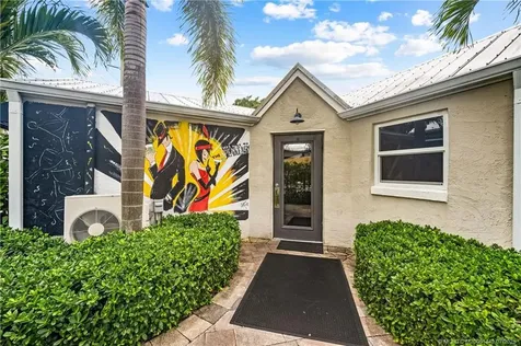 514 NW Dixie Highway Stuart FL 34994