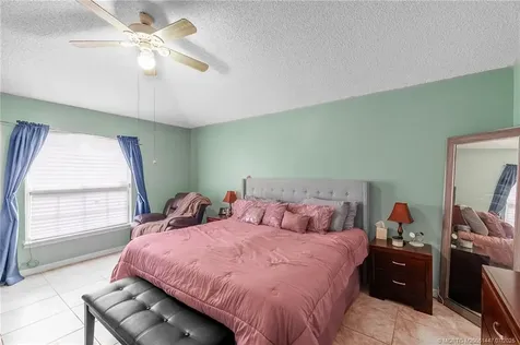 556 SW Buswell Avenue Port St Lucie FL 34983