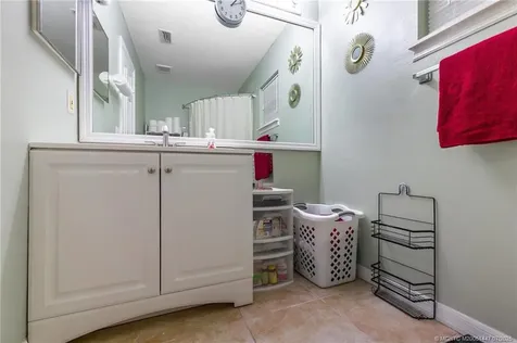 556 SW Buswell Avenue Port St Lucie FL 34983