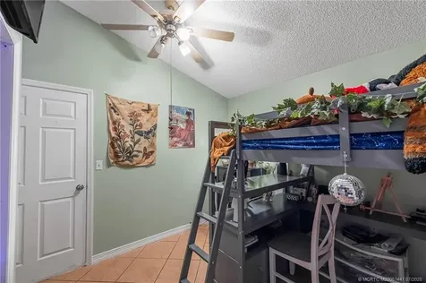 556 SW Buswell Avenue Port St Lucie FL 34983