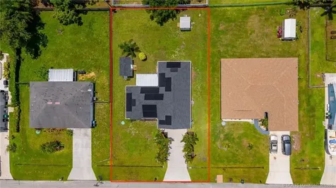 556 SW Buswell Avenue Port St Lucie FL 34983