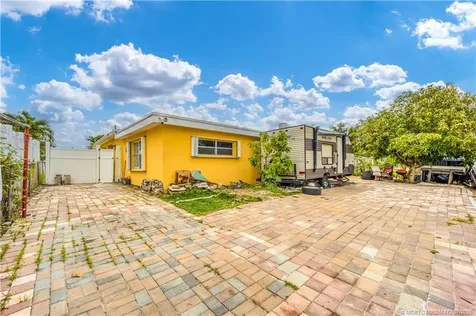 509 NW 2nd Street Boynton Beach FL 33435