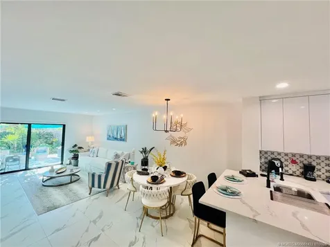 4225 N Highway A1a Fort Pierce FL 34949