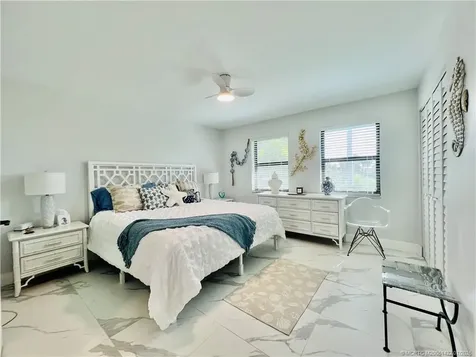 4225 N Highway A1a Fort Pierce FL 34949