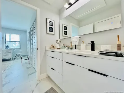 4225 N Highway A1a Fort Pierce FL 34949