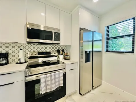 4225 N Highway A1a Fort Pierce FL 34949