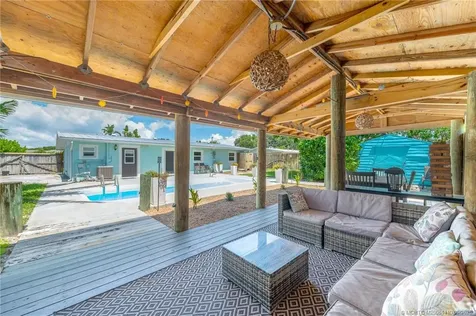 2859 NE Hickory Ridge Avenue Jensen Beach FL 34957