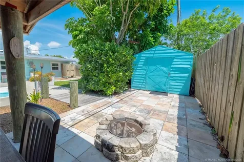 2859 NE Hickory Ridge Avenue Jensen Beach FL 34957