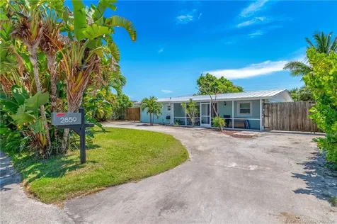 2859 NE Hickory Ridge Avenue Jensen Beach FL 34957