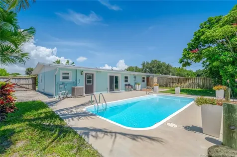 2859 NE Hickory Ridge Avenue Jensen Beach FL 34957