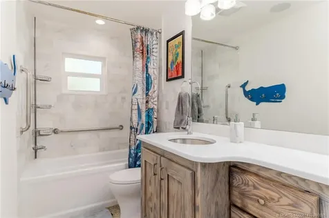 2859 NE Hickory Ridge Avenue Jensen Beach FL 34957