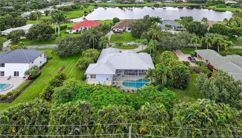 4821 SW Lake Grove Circle Palm City FL 34990