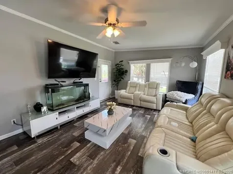 2555 Pga Boulevard Palm Beach Gardens FL 33410