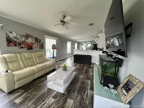 2555 Pga Boulevard Palm Beach Gardens FL 33410