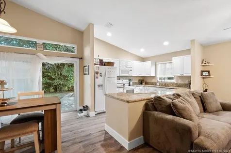 8897 SW Fishermans Wharf Drive Stuart FL 34997