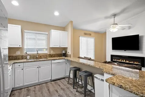 8897 SW Fishermans Wharf Drive Stuart FL 34997