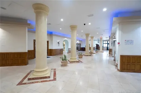 3725 S Ocean Drive Hollywood FL 33019