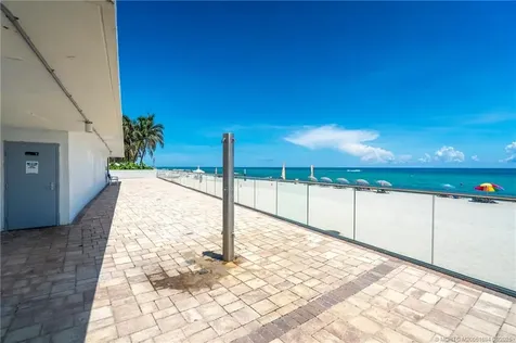 3725 S Ocean Drive Hollywood FL 33019
