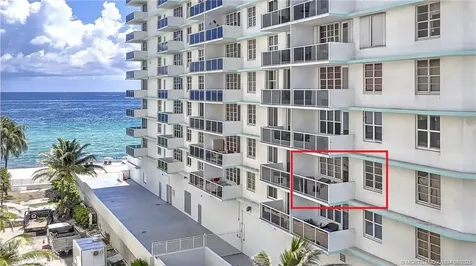 3725 S Ocean Drive Hollywood FL 33019