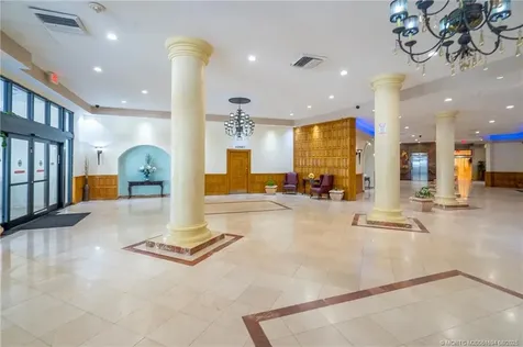 3725 S Ocean Drive Hollywood FL 33019