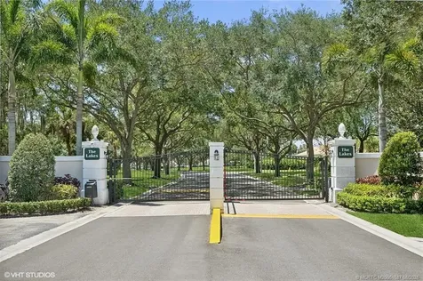 991 SW Balmoral Trace Stuart FL 34997