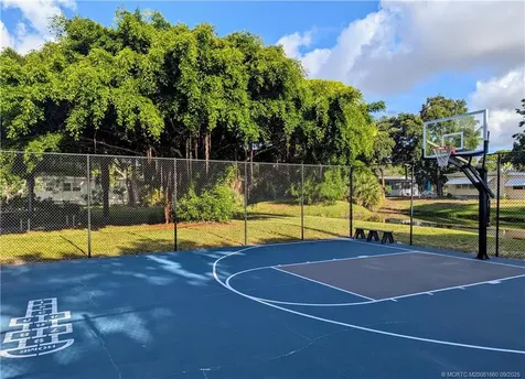 2555 Pga Boulevard Palm Beach Gardens FL 33410