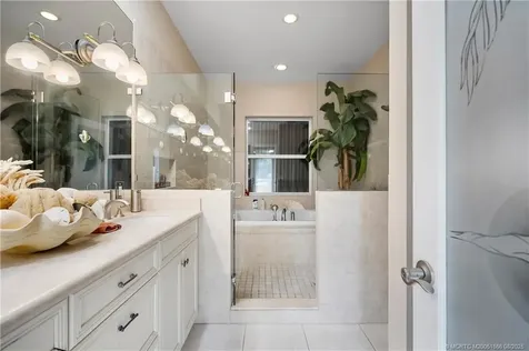 99 Ridge Circle Fort Pierce FL 34982