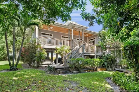 99 Ridge Circle Fort Pierce FL 34982