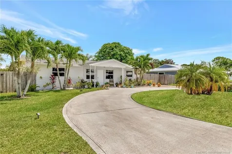 1894 SE Lafayette Street Stuart FL 34997