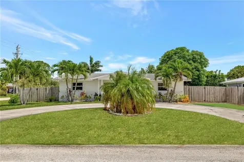 1894 SE Lafayette Street Stuart FL 34997