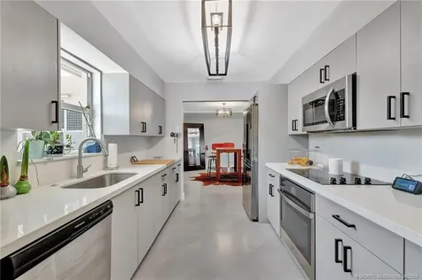 1894 SE Lafayette Street Stuart FL 34997